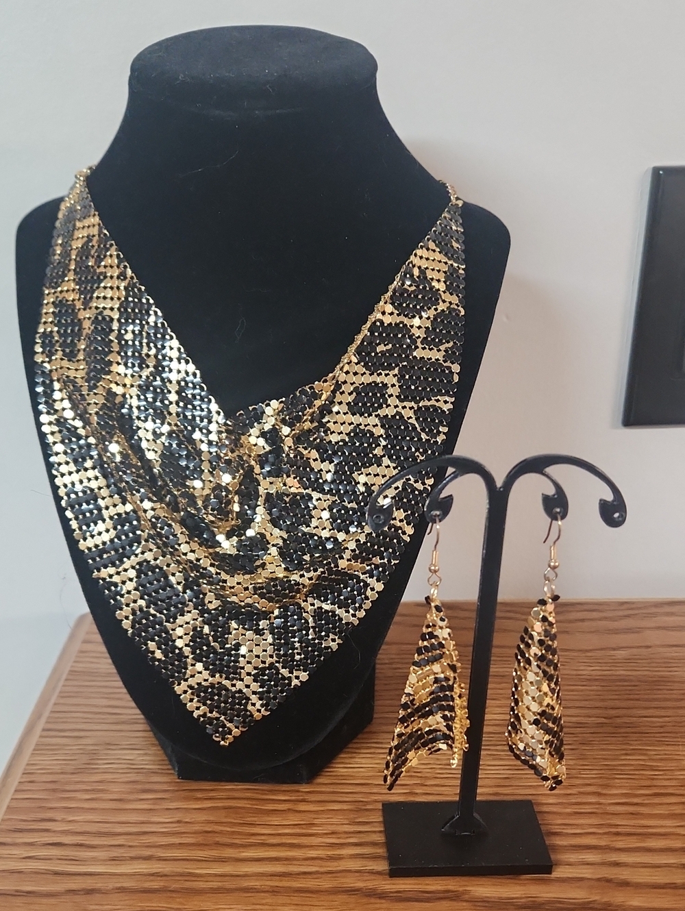 Leopard Mesh Bib Necklace & Earrings Set - Women Jewelry